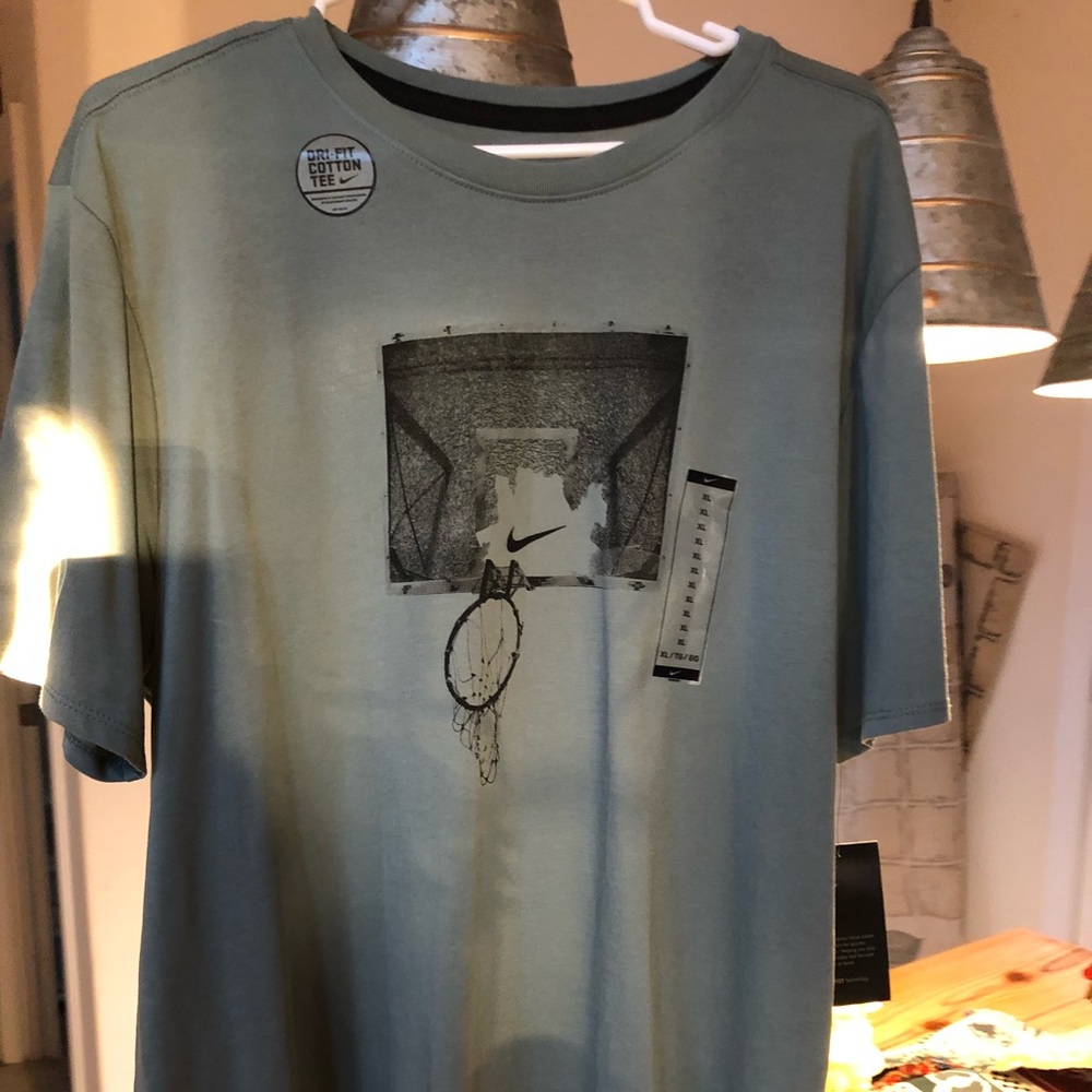 Men’s Nike  Dri- Fit Basketball Shirt